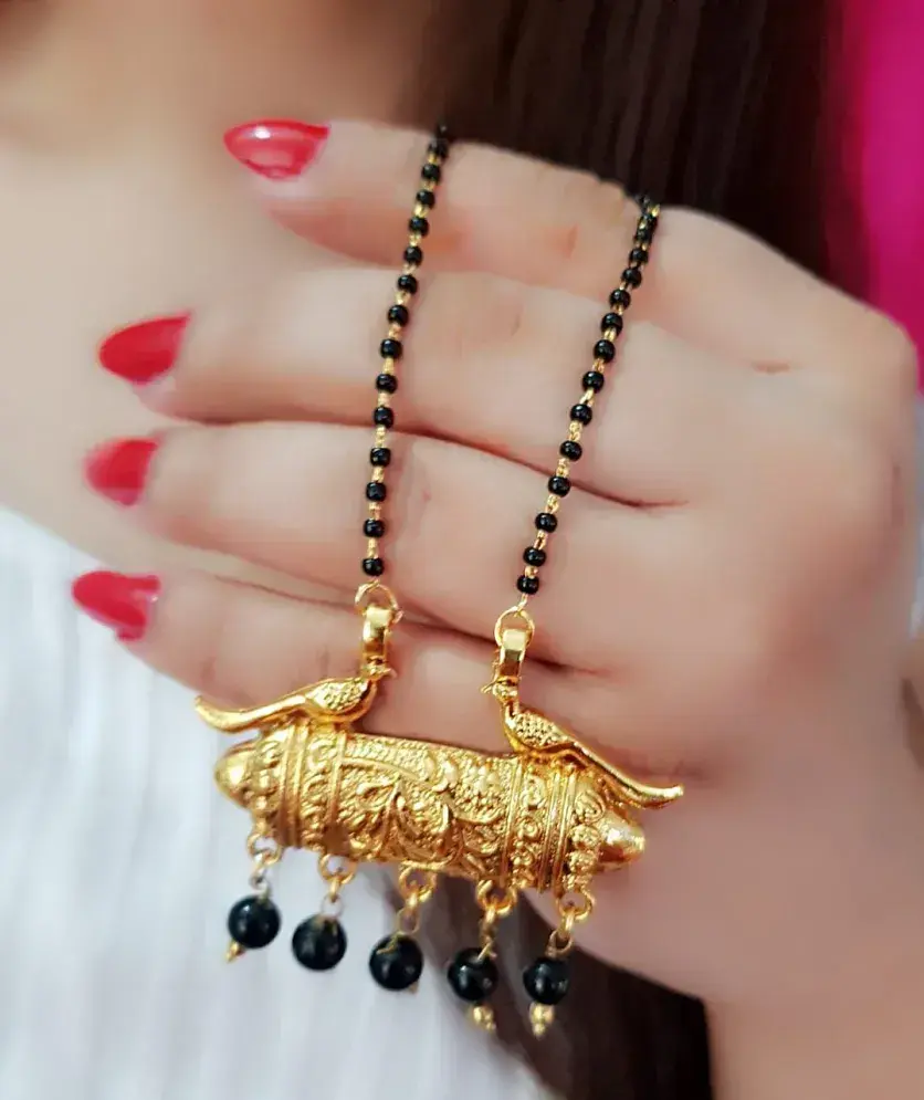 Dholna design in gold discount