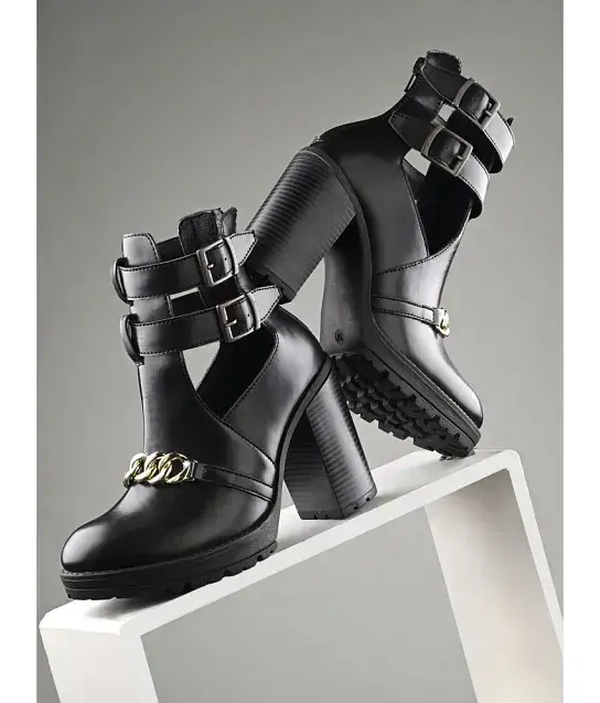 Snapdeal boots for womens online