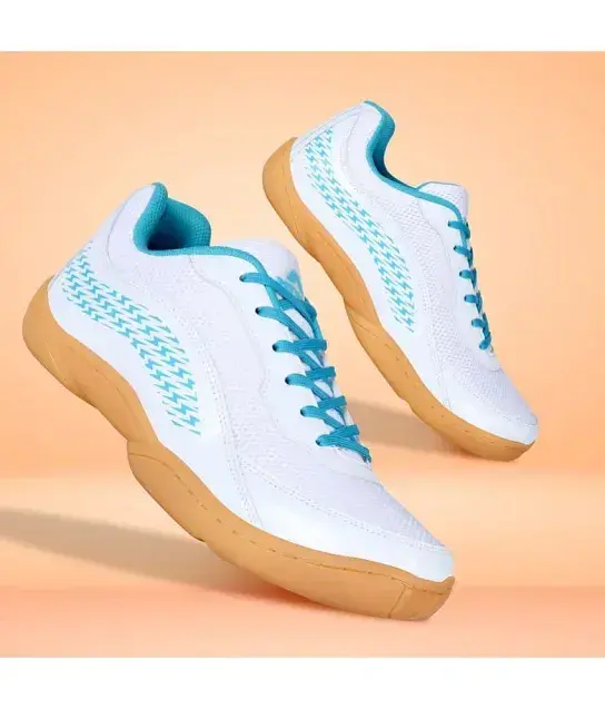 Snapdeal badminton shoes on sale